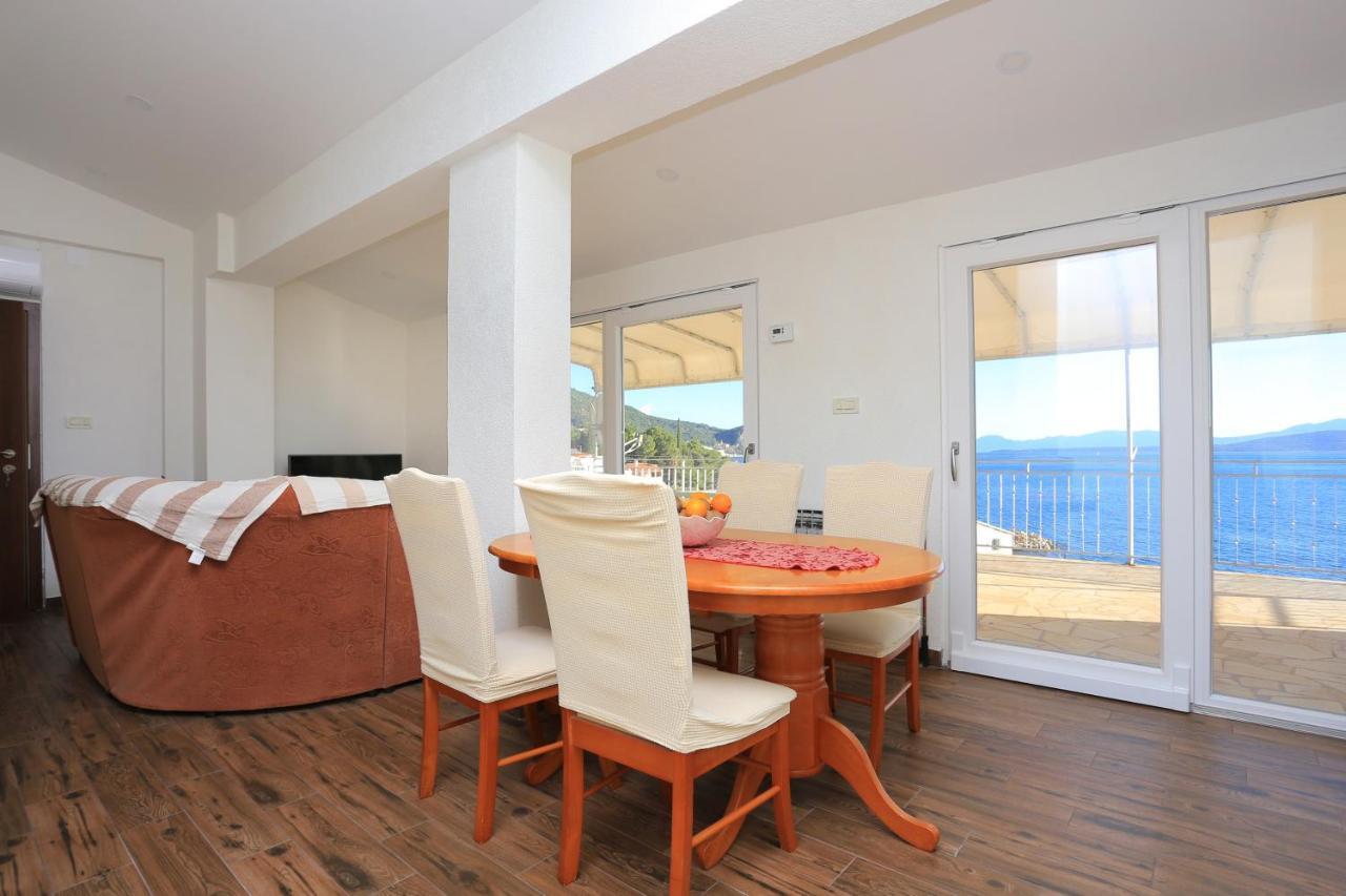 Apartments By The Sea Igrane, Makarska - 311 ภายนอก รูปภาพ